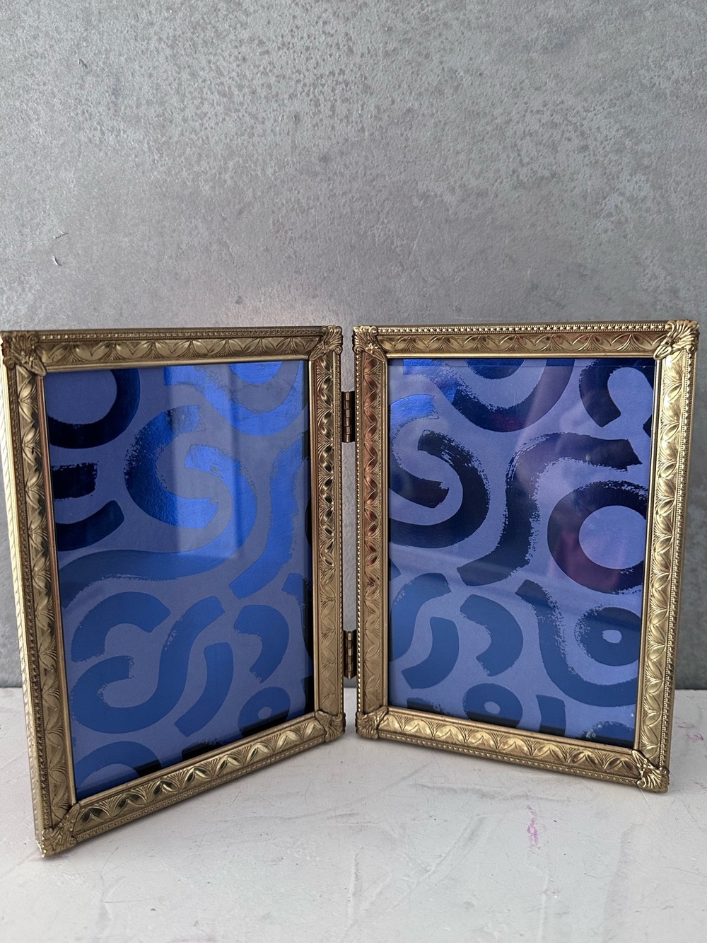 Vintage Ornate BI-FOLD Brass Picture Frame 5"x7" Danish Neo Classical